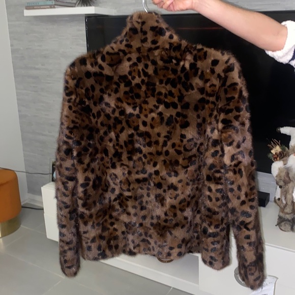 NEW‼️ OVAL MINK DE LEOPARD JACKET ANIMAL PRINT - Picture 13 of 15
